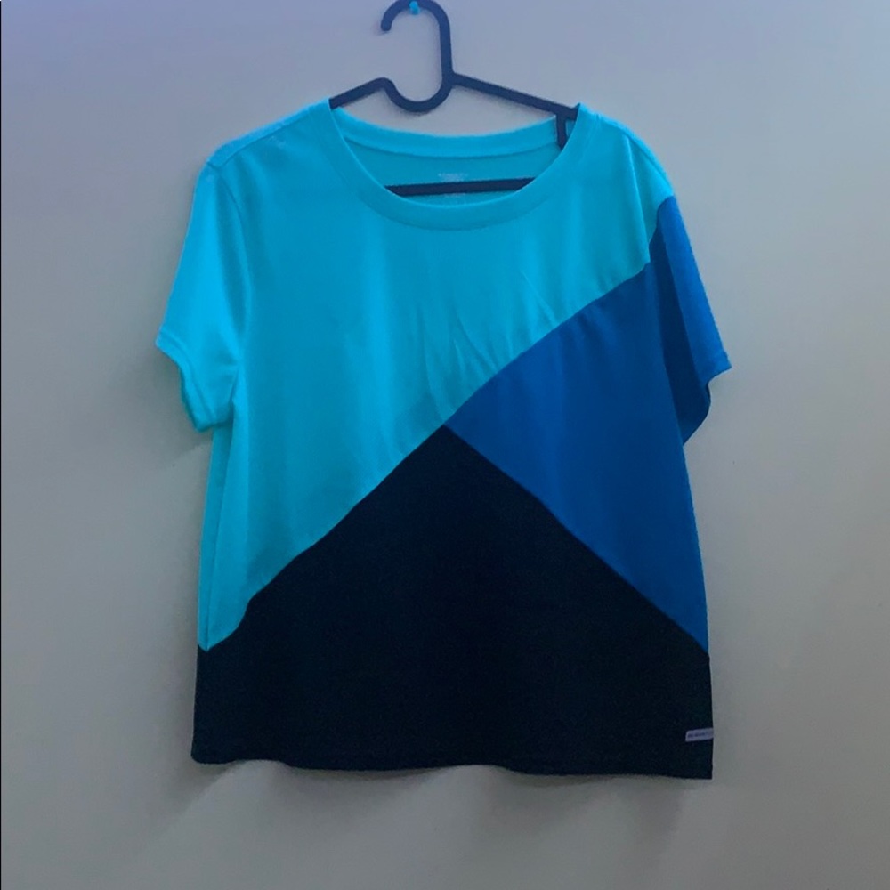 Workout Top - Picture 1 of 2